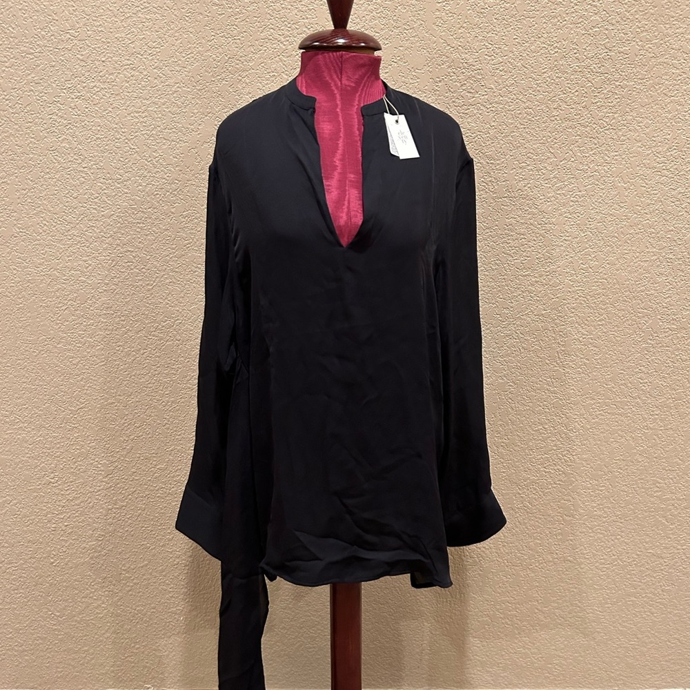 NWT Eleventy Black V Neck Tie Waist Long Sleeve Blouse Top
